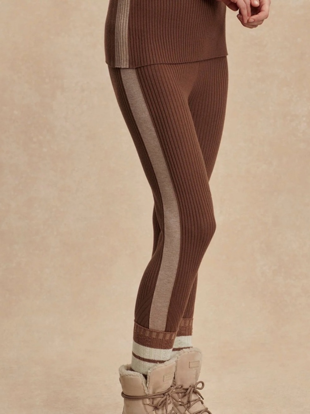 Varley Aiden Knit Legging in Brown